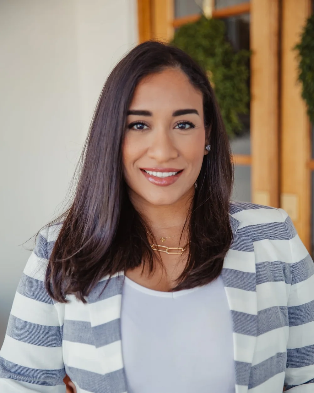 Aimun, your LakeStay host at Carlton Landing